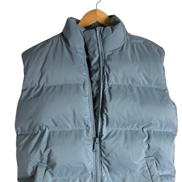 Weekday Dusty Blue Sleeveless Zip Up Layer Puffer Vest Women’s Size XS - Picture 6 of 13